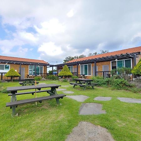 Jeju Oreum Pension Kültér fotó